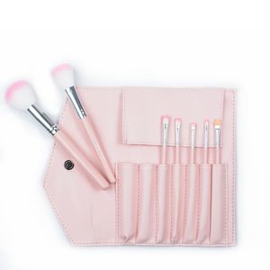 Set de brochas en estuche rosa (7 unidades)