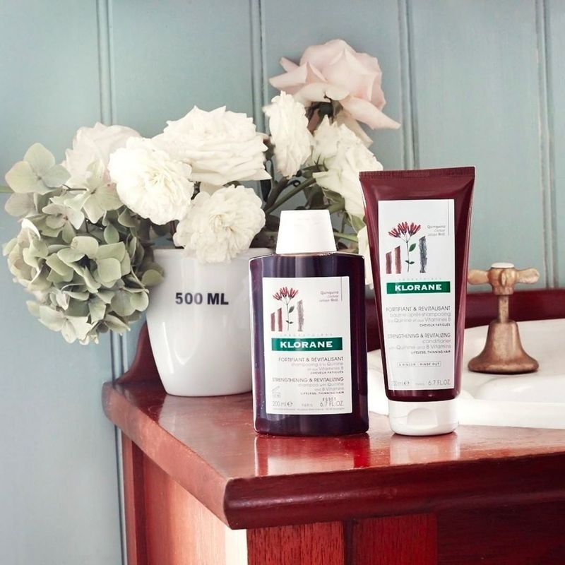 KLORANE-SHAMPOO-A-LA-QUININA-CON-VITAMINA-B-200-ML