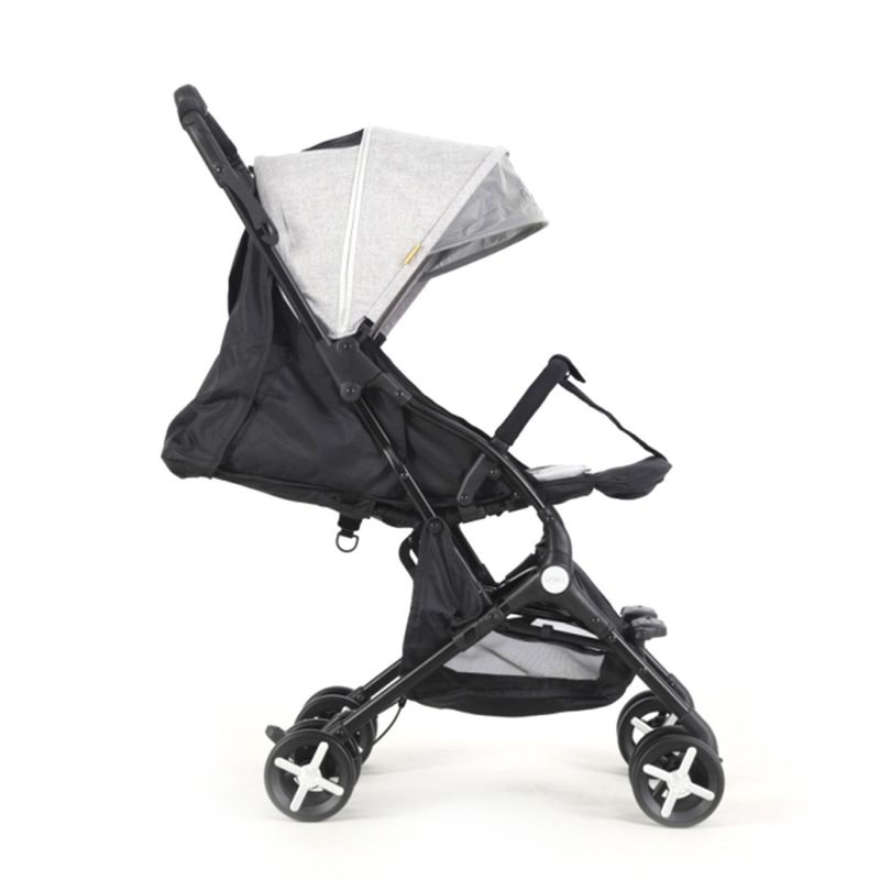 PRIORI-COCHE-ULTRALIVIANO-Y-COMPACTO-GRIS