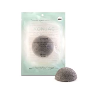 Esponja facial negra con cenizas de bambu