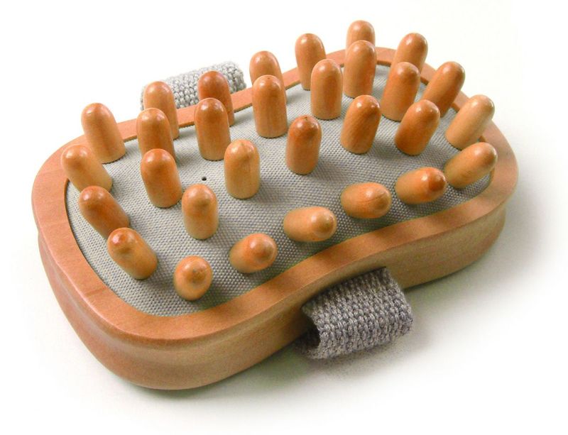 BASICARE-CEPILLO-PARA-MASAJES-CONTRA-CELULITIS