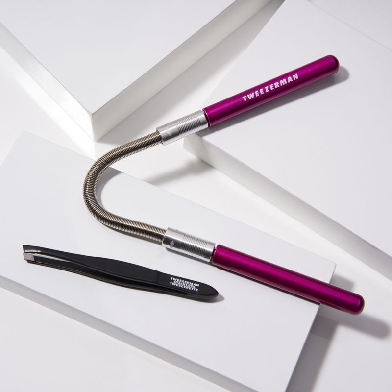TWEEZERMAN-JUEGO-DE-REMOVEDOR-DE-VELLO-FACIAL-Y-MINI-PINZA