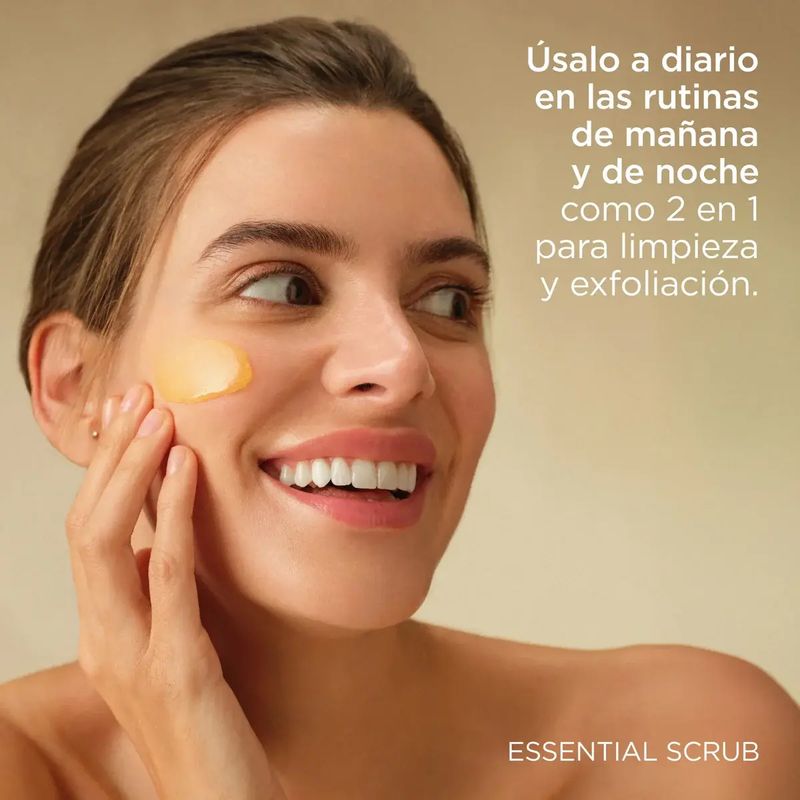 imagen4_isdinceutics_essential_scrub_limpiador_facial_imagen4